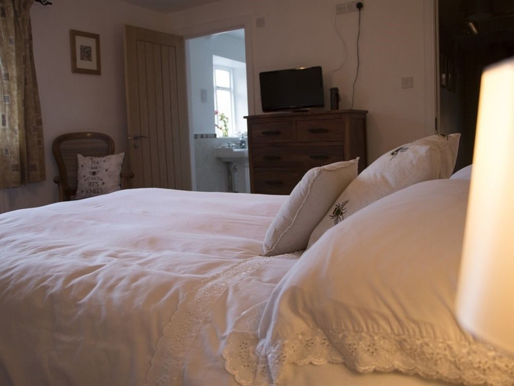 The Mitre Inn Sherborne  Εξωτερικό φωτογραφία